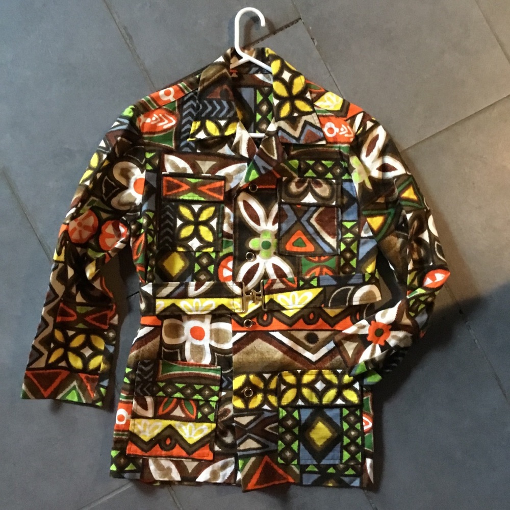 Groovy Vintage Shirt & Belt